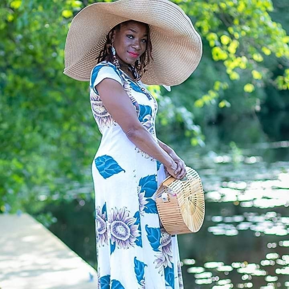 Oversized floppy hat